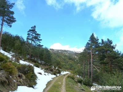 Peña Quemada; club senderista; viajes alternativos;calidad de viajes